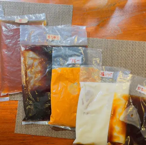 Additive-free, homemade seasonings