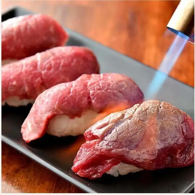 牛炙り肉寿司（6貫）
