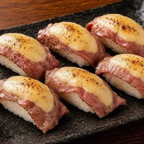 チーズ炙り肉寿司（6貫）