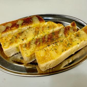 ガーリックトースト