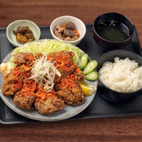 鶏豪快揚げ