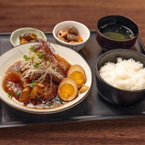 豚角煮定食