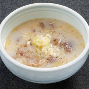 コムタン(牛骨)スープ