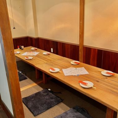 大型宴会も可能！個室席をご用意しております！Max10名ほどまで宴会可能です！