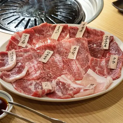 A must-try! Omi beef yakiniku shabu