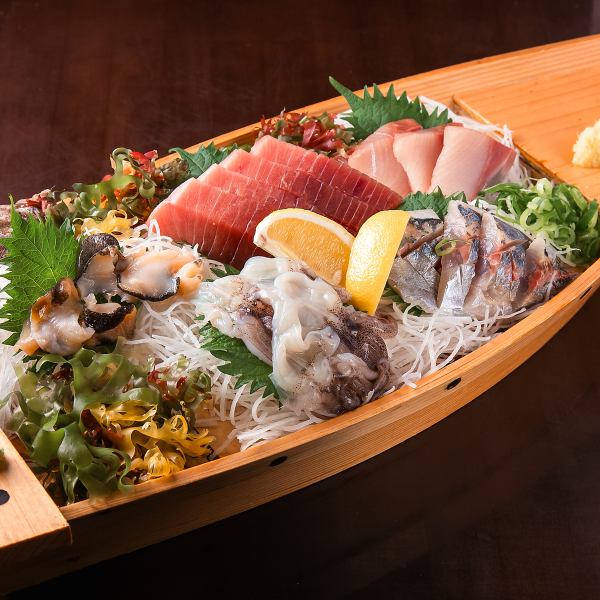 【この道40年超のオーナーこだわりの鮮魚】お刺身盛り合わせ(3点/5点)