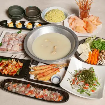 『こだわりの博多風鶏水炊き』コース【飲み放題付き】4,500円
