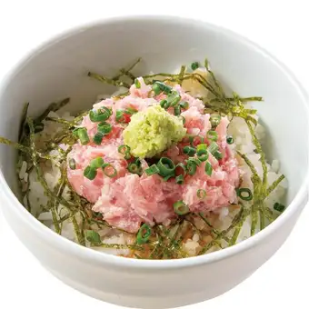 マグロたたき丼