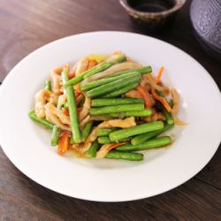 豚肉とキャベツの味噌炒め/豚肉とニンニクの芽炒め