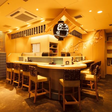 Watch a skilled craftsman work right before your eyes! All-you-can-eat sushi limited to counter seating is extremely popular!