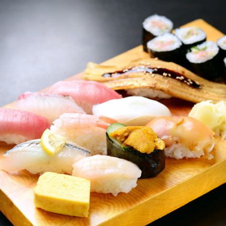【周六周日吧台座位限定】媒体大关注！还有肥美的金枪鱼和鲍鱼！50种以上的寿司60分钟自助餐