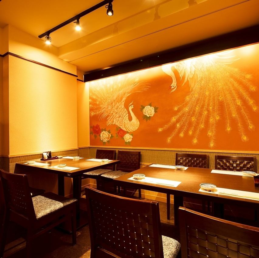 和モダン個室で、職人の握る江戸前寿司や創作和食を