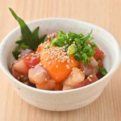 自家製海鮮ユッケ