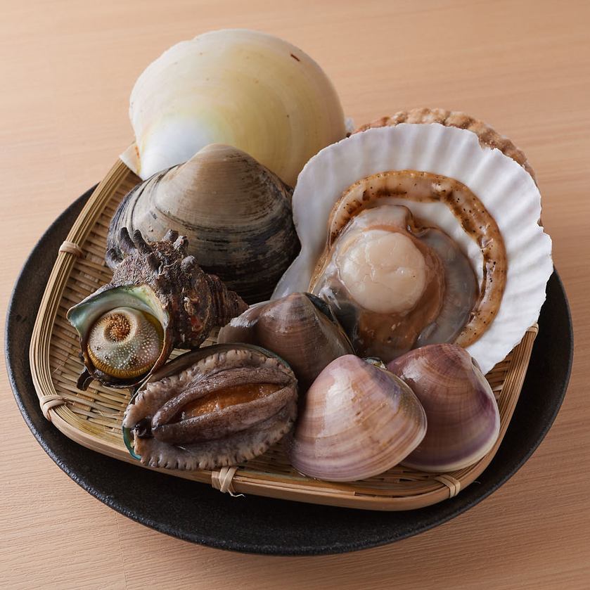 旬の新鮮な貝を仕入れております◎