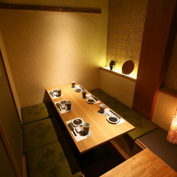 [Currently accepting reservations for various banquets] We have a calm Japanese private room.2/4/6/10/16/20/26We have private rooms to suit the number of people.All-you-can-drink courses including draft beer are available from 4,500 yen! It's a private room with a sunken kotatsu table, so you can enjoy your meal with peace of mind, even with children.Great for seasonal parties ◎