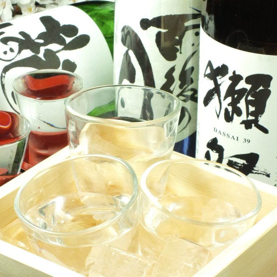 [3 types of Hiroshima tasting sake set] 1000 yen / [3 types of 獺 Festival tasting sake set] 4800 yen