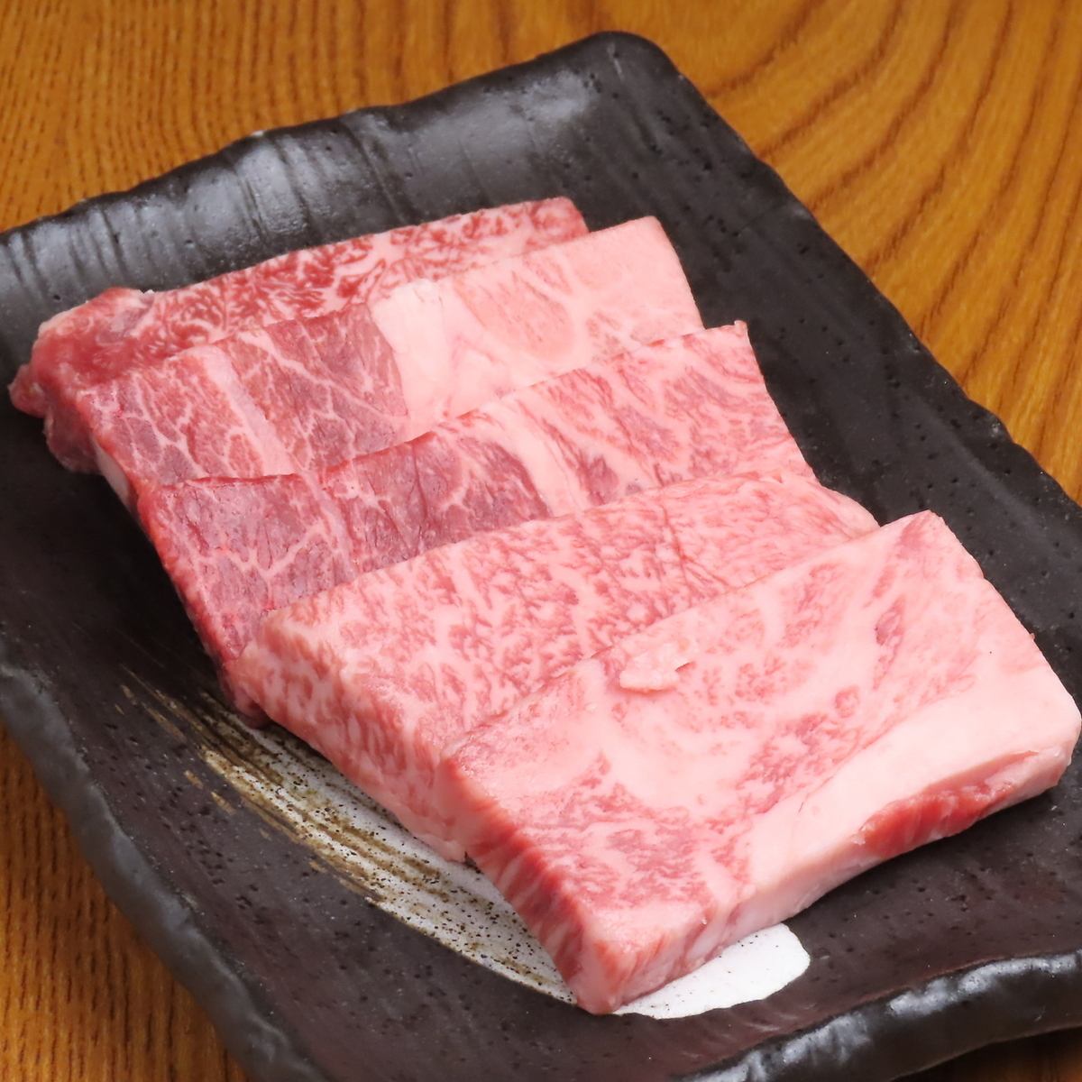 こだわりのお肉を仕入れや仕込みを丁寧に行い提供しております♪