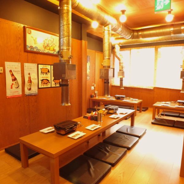 There are 32 tatami mats on the 2nd floor ★ The banquet is here !!! You can relax slowly because it is a tatami room ♪ It is very popular, so it is recommended to make an early reservation.Please feel free to contact us ^^