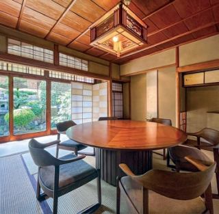 【座敷個室/2～6名】控の間を設け、より静寂なひと時をお過ごしいただける座敷