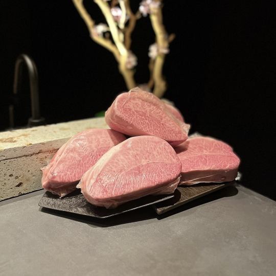 ≪A5黒毛和牛と旬食材を愉しむ≫ 全7品 55おまかせコース ￥10,000（税込）