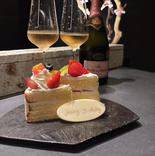 ≪デザートプレート・ワンドリンク付き≫ 全7品 55アニバーサリーコース ￥10,000（税込）