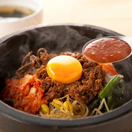 除了烤肉菜单之外，还有种类丰富的韩式菜单♪