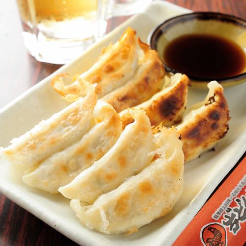特製鶏ギョーザ
