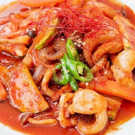 Natchpokkum (stir-fried octopus with spicy miso)