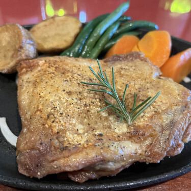 Iron plate chicken steak (domestic chicken)