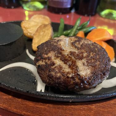Iron plate minced steak (200g)