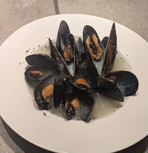 贻贝白葡萄酒蒸