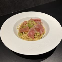 【NEW】 アボカドと生ハムのわさびクリームパスタ