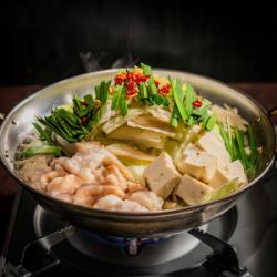 内脏锅（酱油或味噌） (1 份)