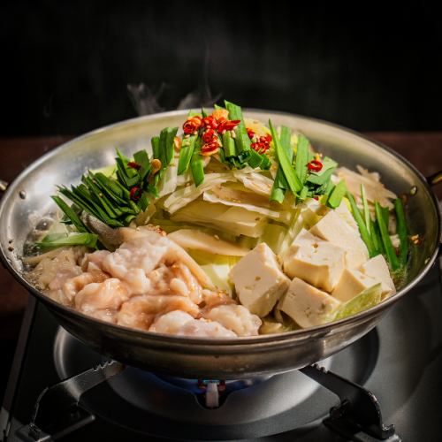 内脏锅（酱油或味噌） (1 份)