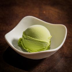 抹茶冰淇淋