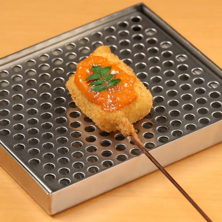 Squid and sea urchin sauce
