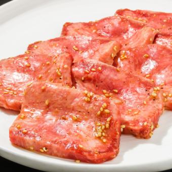 [2 hours all-you-can-drink included] Specializing in yakiniku banquets, where you can enjoy popular cuts such as "extra thick tongue"! "New" Uesugi course