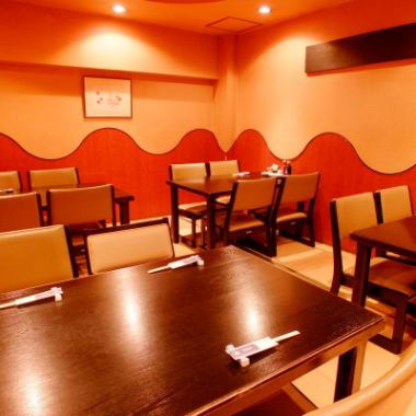 Inside of calm atmosphere, you can use moist moist and wiwai mood ♪ It is perfect for company banquet and drinking party with friends.The interior of the wooden building has warmth.