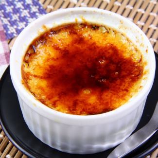Thick creme brulee