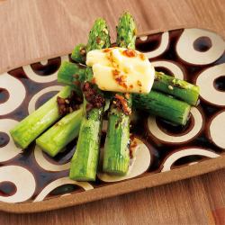 Asparagus with butter and soy sauce