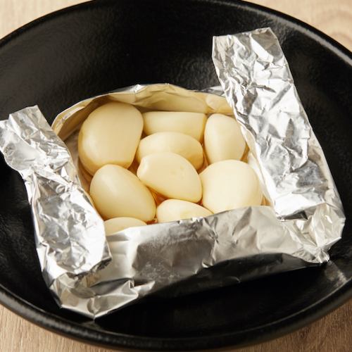 Grilled garlic foil