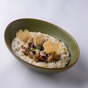 十六穀米の発酵味噌クリームリゾット 香るきのこのソテーを添えて