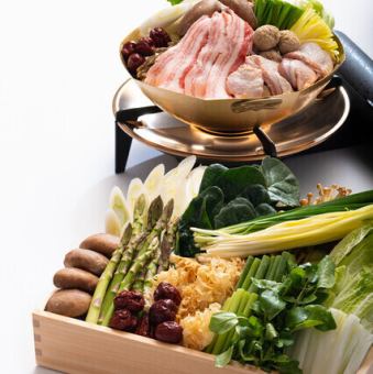 コラーゲンたっぷりの味噌麹発酵鍋(又は水炊き)