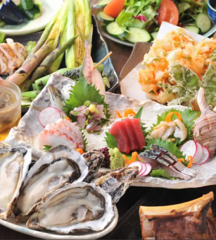 【高级套餐（含生蚝），8道菜，8000日元】在人气套餐的基础上，增加了无限畅饮和生蚝的高级套餐