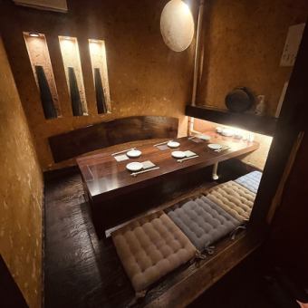 当店唯一の掘りごたつ席です。最大で6名様までご利用できます。