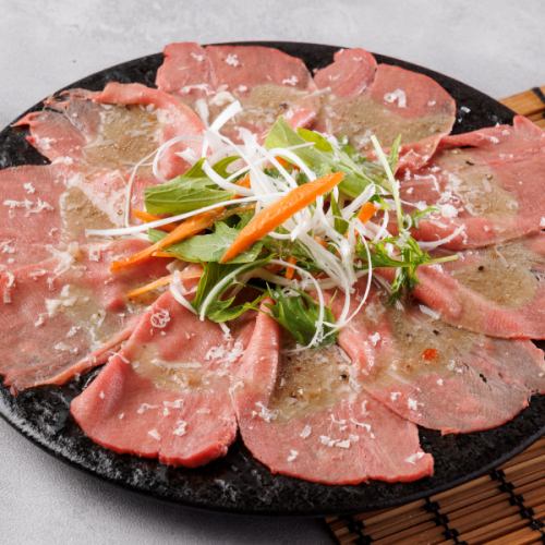 Beef tongue sashimi [royal sesame salt sauce]