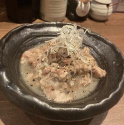 入口即化的盐炖猪软骨