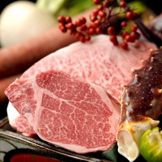 可以在高品質的空間中以低廉的價格品嚐美味的近江牛的燒肉sha鍋店