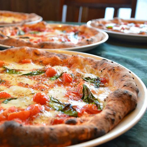Famous oven-baked pizza