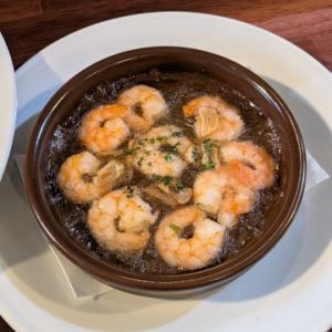 エビのアヒージョ